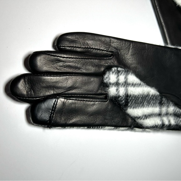 🍂NWT Ralph Lauren Gloves w/ Touch Technology. Black & Cream Plaid. Size: Large - Picture 8 of 15